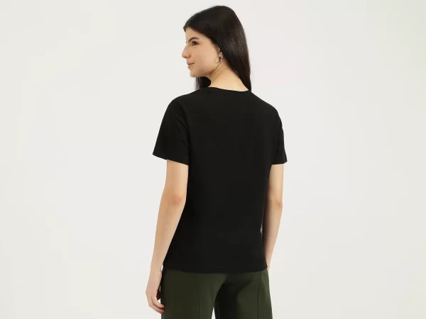 Round Neck Embellished T-Shirt - Image 5